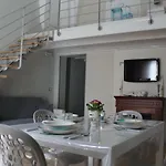 דירה Casa Vacanze: Le Tre Stelle