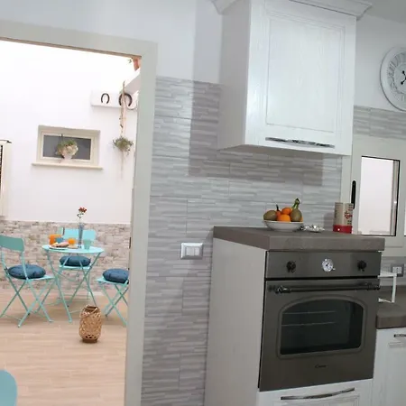 Casa Vacanze: Le Tre Stelle Apartment Nardo