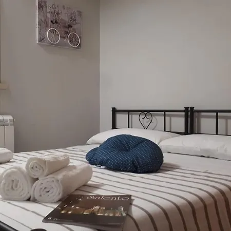 Casa Vacanze: Le Tre Stelle Apartment *